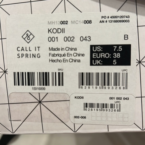 Call It Spring KODII Boot Size 7.5 - Picture 3 of 3